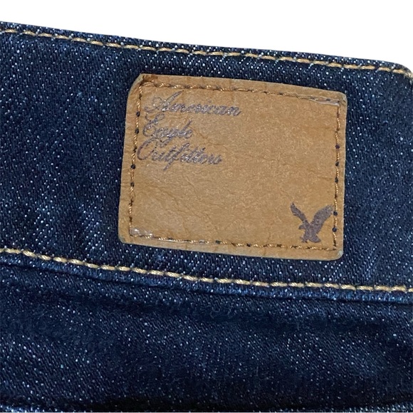 American Eagle Women's Straight Leg Stretch Jeans Size 6 Regular Blue Low Rise - Picture 8 of 9